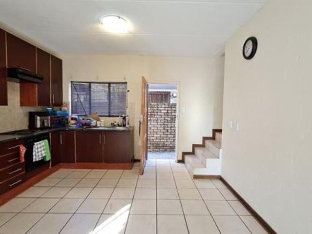 2 Bedroom Simplex in Baillie Park