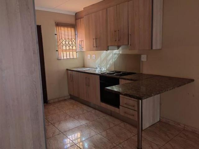 2 Bedroom Simplex in Bendor