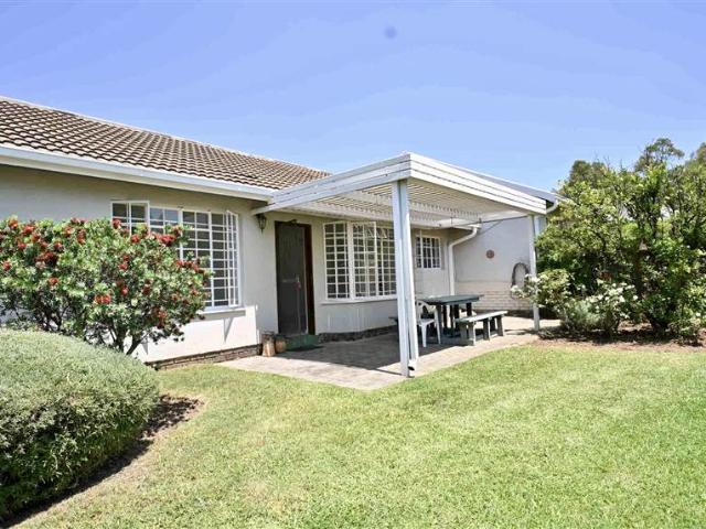 2 Bedroom Simplex in Bryanston