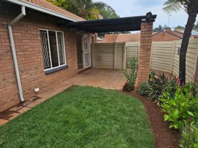 2 Bedroom Simplex in Clubview