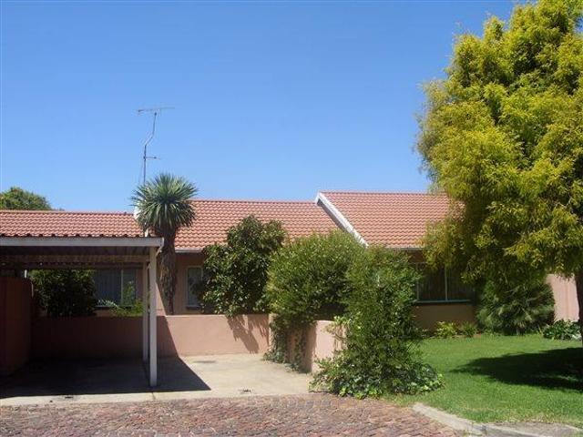 2 Bedroom Simplex in Dinwiddie