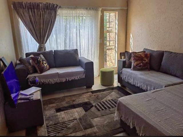 2 Bedroom Simplex in Grobler Park