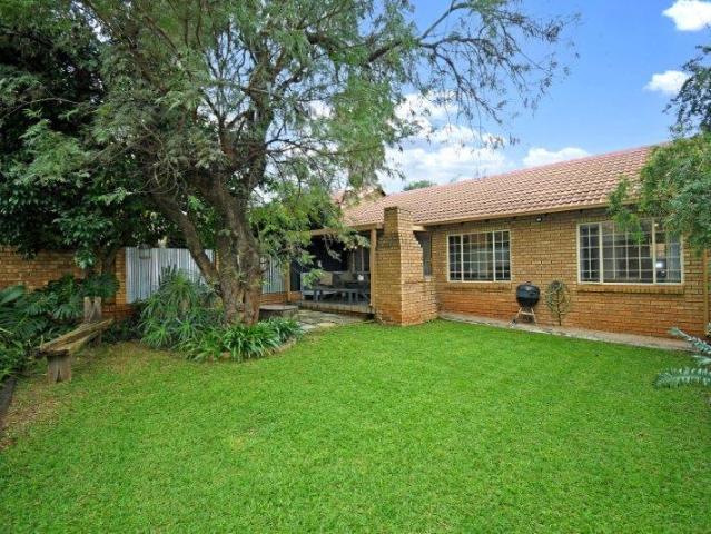 1 Bedroom Simplex in Highveld