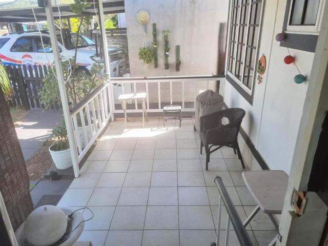 2 Bedroom Simplex in Illovo Beach