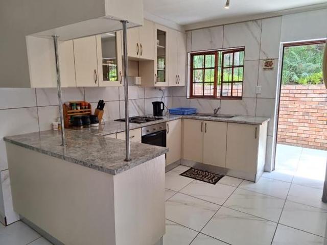 2 Bedroom Simplex in Margate