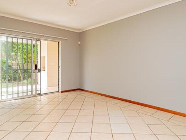 2 Bedroom Simplex in Moreleta Park