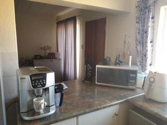 2 Bedroom Simplex in Moreleta Park