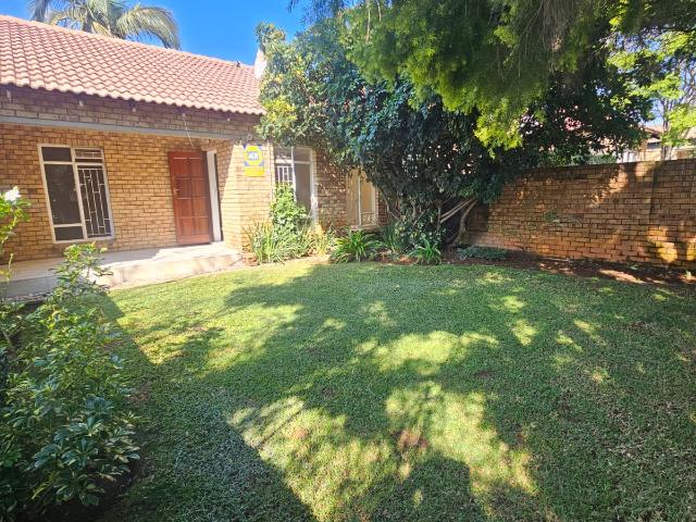 2 Bedroom Simplex in Moreletapark