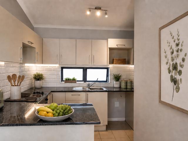 2 Bedroom Simplex in Parsonsvlei