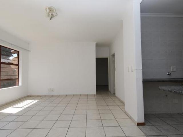 2 Bedroom Simplex in Randpark Ridge