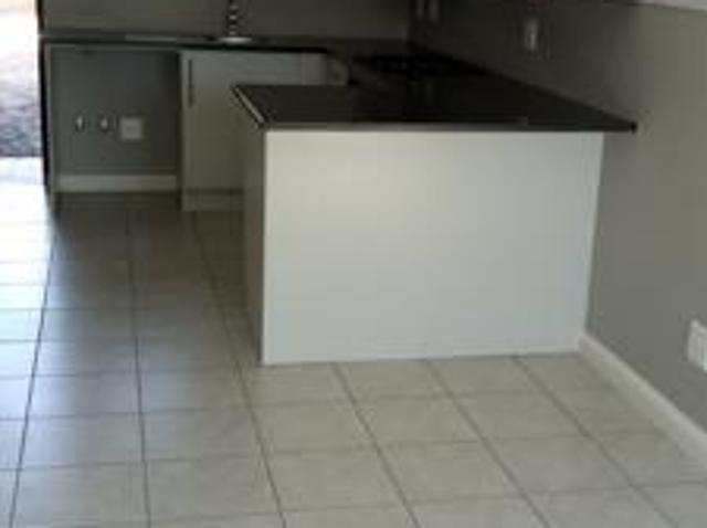 2 Bedroom Simplex in Rietfontein