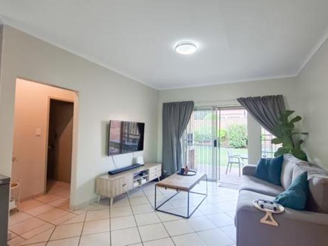 2 Bedroom Simplex in Rooihuiskraal North