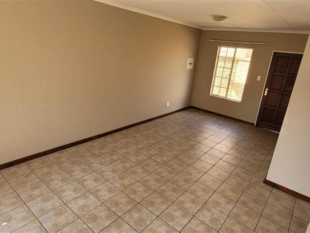 2 Bedroom Simplex in Sinoville
