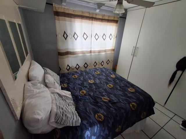 2 Bedroom Simplex in Sydenham