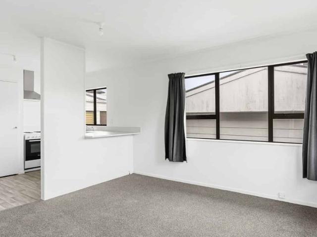 2 bedroom standalone home!