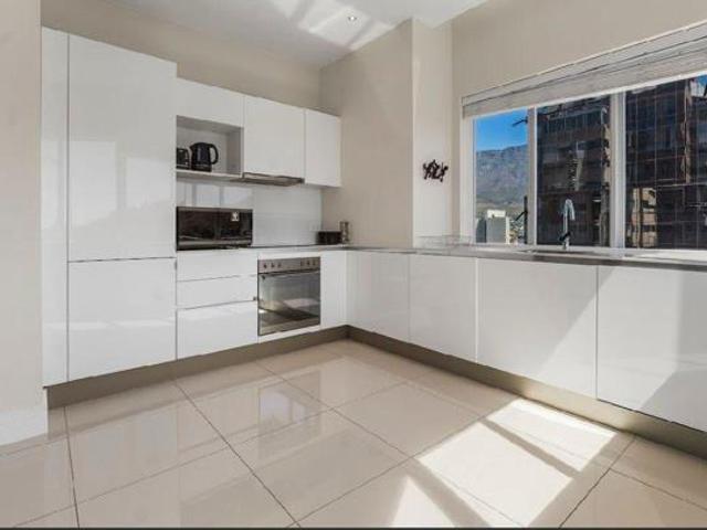 2 Bedroom Penthouse in Cape Town City Centre