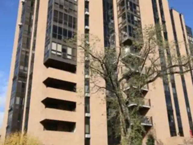 2 bedroom penthouse with 2 underground Parking stalls