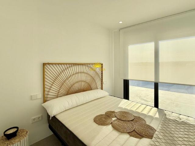 2 BEDROOM PENTHOUSE WITH SEA VIEWS IN ORIHUELA COSTA