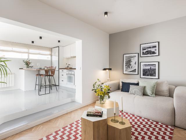 2 Bedroom Penthouse with Terrace in Chamartín