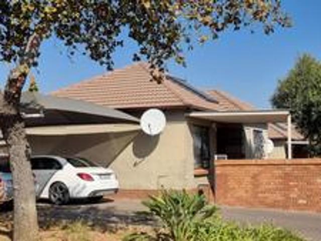 2 bedroom reduced price townhouse in.