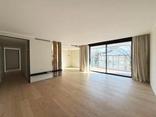 2 Bedroom Rental | Charles de Gaulle | Herastrau Park