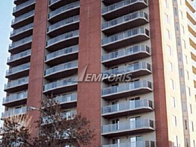 2 Bedroom River View Condo On Beautiful Saskachewan Drive