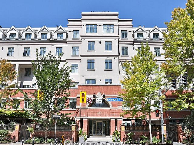 2 Bedroom Richmond Street West & Spadina