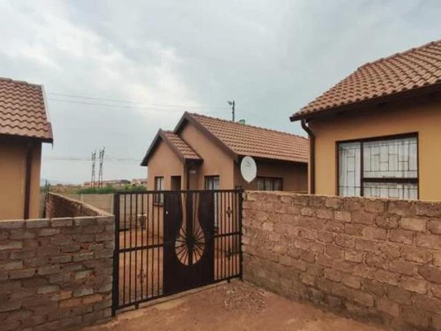 2 Bedroom with 1 Bathroom House For Sale Gauteng