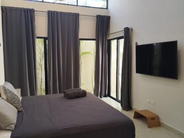 2 Bedroom with Solar Panels