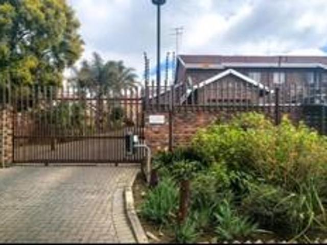 2 bedroom town house on the market i.