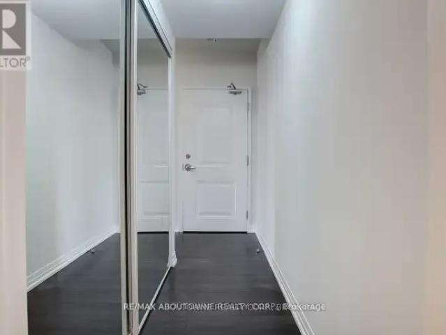 2 Bedroom Townhouse Milton ON 100443944