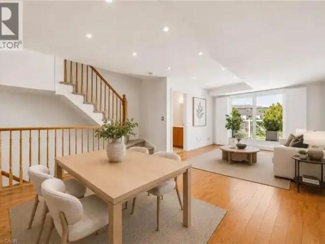 2 Bedroom Townhouse Milton ON 103119113