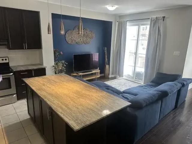 2 Bedroom Townhouse Milton ON 104181188