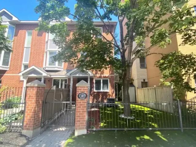 2 Bedroom Townhouse Ottawa ON LS102847325