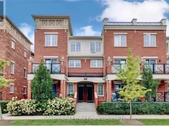 2 Bedroom Townhouse Oakville ON 103652844