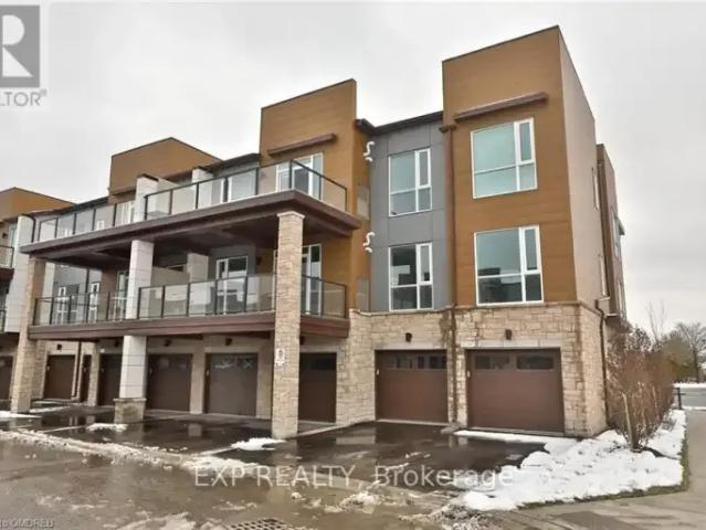 2 Bedroom Townhouse Oakville ON 104000231