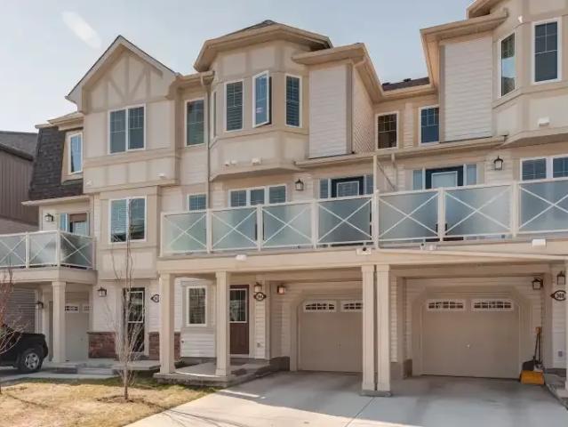 2 Bedroom Townhouse Airdrie AB 103118962