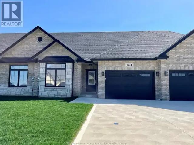2 Bedroom Townhouse Amherstburg ON 103879527