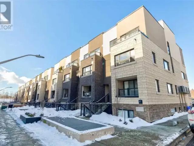 2 Bedroom Townhouse Burlington ON 105004854