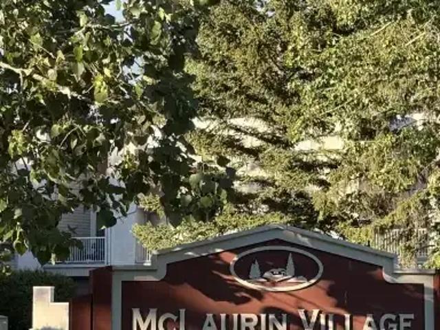 2 Bedroom Townhouse Calgary AB 104182037