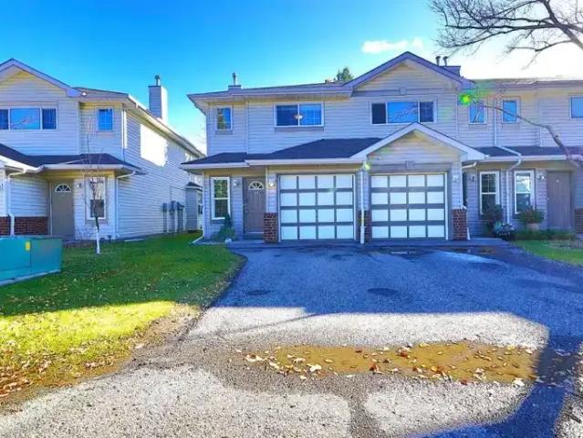 2 Bedroom Townhouse Calgary AB 104257118