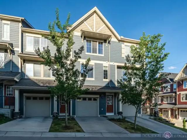 2 Bedroom Townhouse Calgary AB 104362682