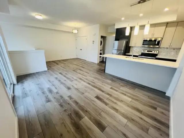 2 Bedroom Townhouse Calgary AB 103118908