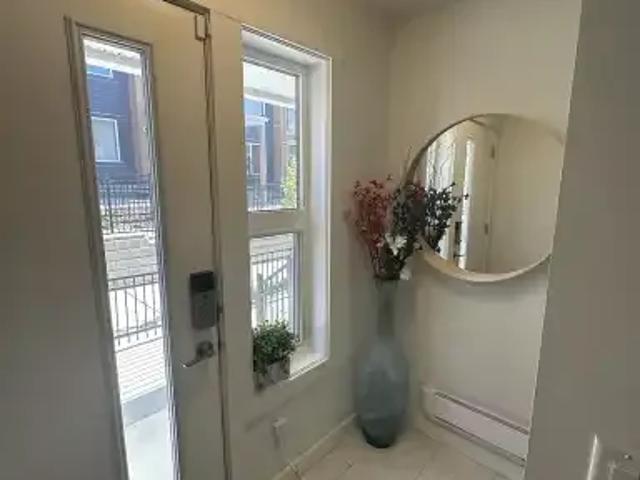 2 Bedroom Townhouse Calgary AB 103322118