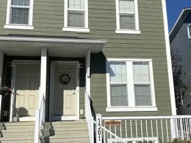 2 Bedroom Townhouse Calgary AB LS101773591
