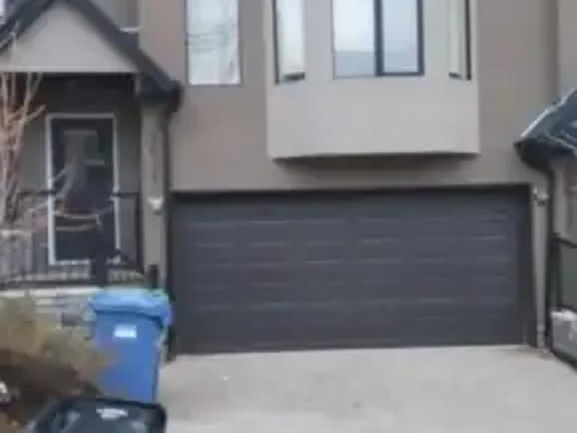 2 Bedroom Townhouse Calgary AB LS101789464