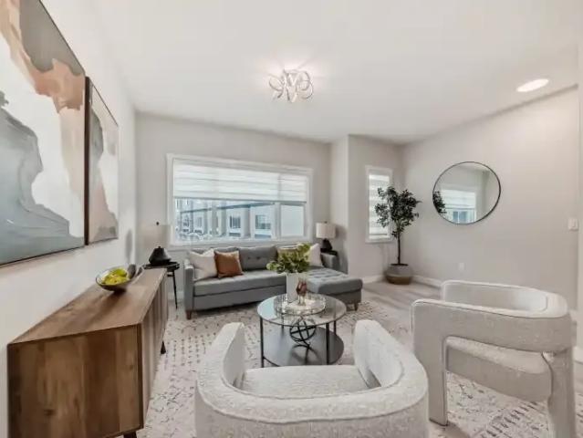 2 Bedroom Townhouse Calgary AB LS101986128