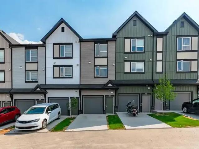 2 Bedroom Townhouse Calgary AB LS102770907