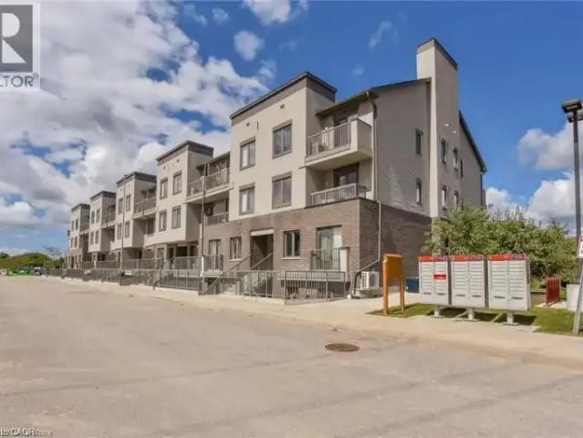2 Bedroom Townhouse Cambridge ON 104842005