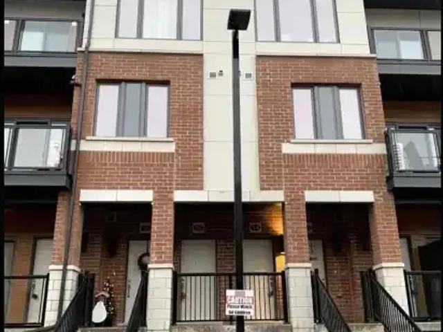 2 Bedroom Townhouse Cambridge ON 105281901